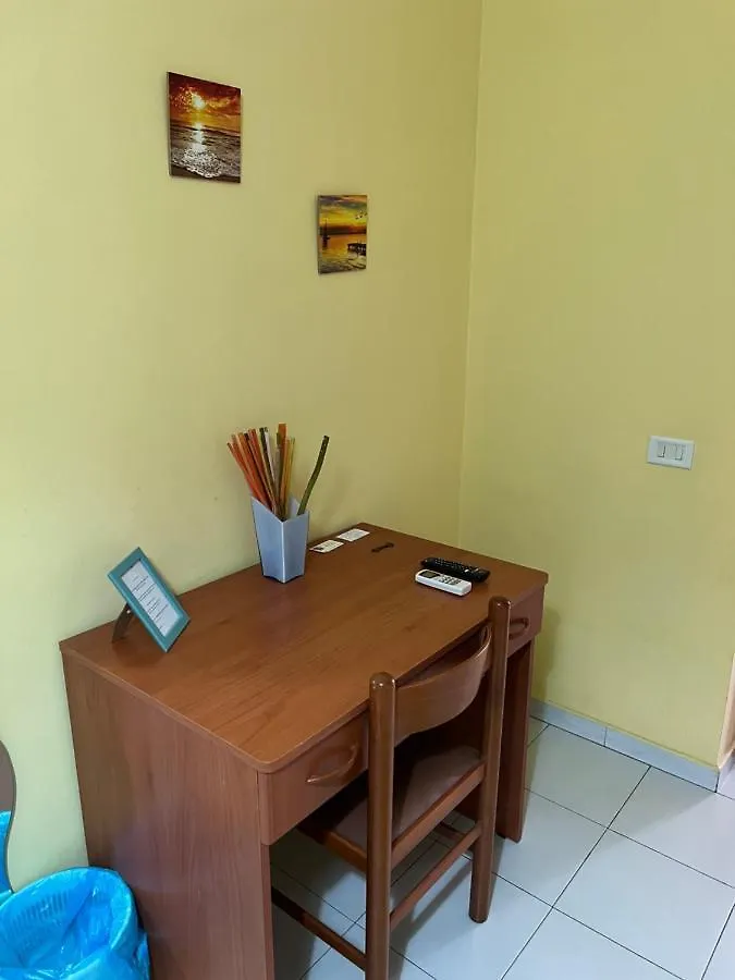 Couette-café Bed and Breakfast The Artists à Acireale