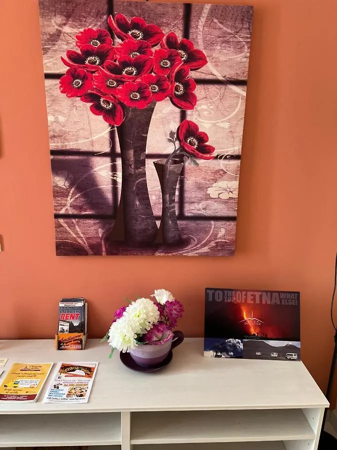 Couette-café Bed and Breakfast The Artists à Acireale