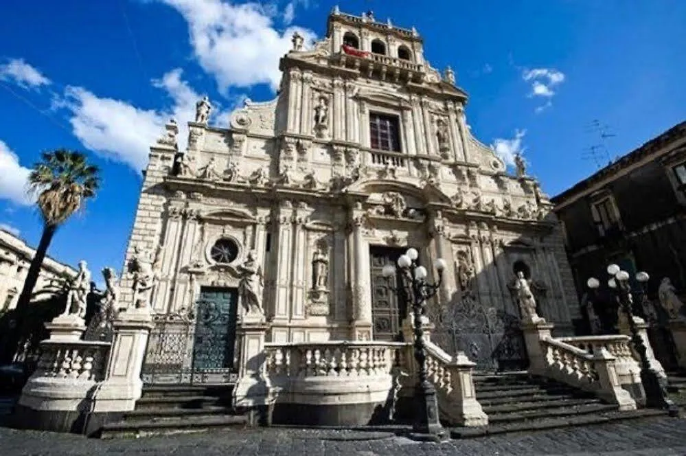 The Artists Bed & Breakfast Acireale Italy